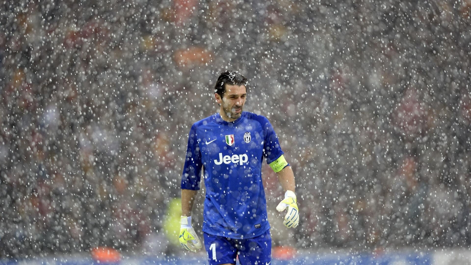 战术革新：巨星新加盟助推球队战斗力飞跃，《战术》